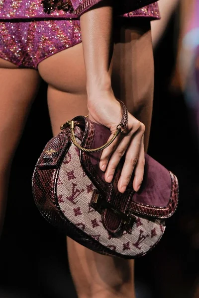 Look 56